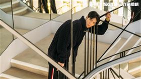 蕭敬騰參訪香奈兒故居（圖／華納提供）