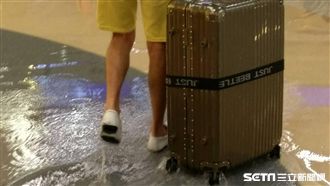 行李箱成移動棺木！男友疑拖屍搭捷運