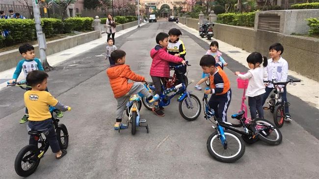 最萌飆仔霸路車聚　竟狂吸2萬人狂讚
