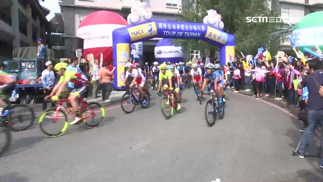 自行車環台　選手競輪日月潭賞美景