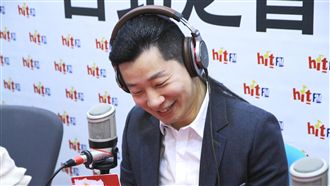 時力非小綠　林昶佐開玩笑：是中二