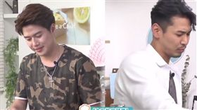 陳德烈上節目與李易PK廚藝。（圖／翻攝自YOUTUBE）