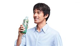 飲料,可口可樂,舒味思,氣泡水,原萃,玉露,阿部寬