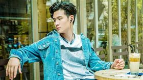 周興哲。（合成圖/翻攝自臉書）