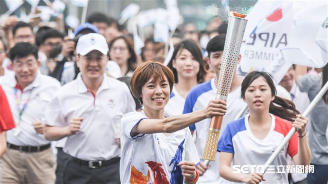 婚姻破裂臉書互飆　奧運金牌公開怒嗆