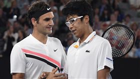 Hyeon Chung,鄭現,鄭泫,Roger Federer（ap）