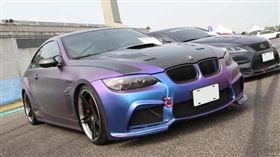 OP頑車聚　變色寬體BMW E92 335i（圖／車訊網）
