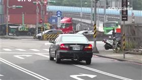 1天檢舉上百件! 路口雙白線遭批罰單陷阱