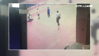 球友突倒地沒心跳　小隊長即刻救命