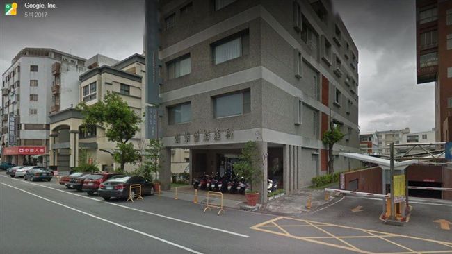 台東婦產科名醫　鐵人三項摔車未脫險