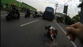 雲林,斗六,車禍,影片,斷臂,掙扎,粉碎性骨折(圖/翻攝畫面)