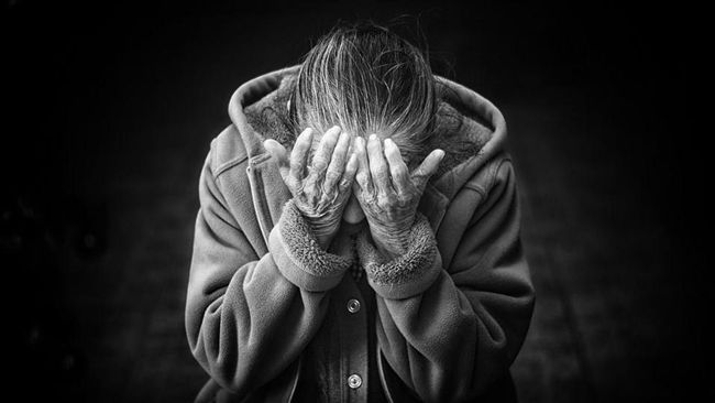 「不想他這麼辛苦！」外婆勒斃過動孫