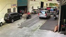 新北市,新莊,封屍,畫面,水泥,機車,變裝,外套,腳踏墊,五金行,監視器