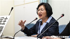 國民黨團召開「反對水利會官派 蔡政府勿橫柴入灶」記者會，國民黨立委王惠美。 圖／記者林敬旻攝