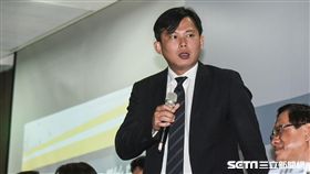 時代力量主席黃國昌出席「喜樂島聯盟」228籌組記者會。 圖／記者林敬旻攝