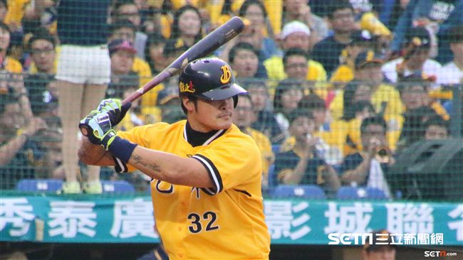 史總說腳膝手都有傷　林智勝二軍猛打