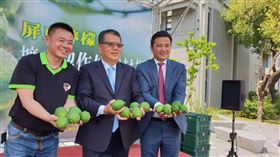 金色大地採收現榨檸檬原汁並新鮮冷凍出口，積極開拓大陸市場