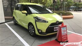 高鐵假期,高鐵。