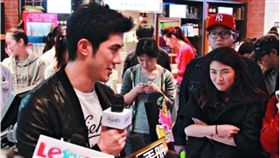 ▲李治廷對當時的助理阿Wing疼愛有加。（圖／翻攝自微博）