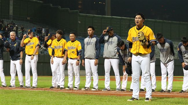 金控大戰話題十足　中信氣走富邦奪勝