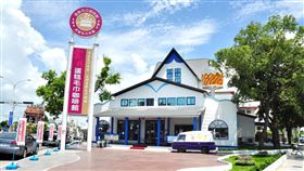 雲林蛋糕毛巾咖啡館昨日無預警公告停業。（圖／翻攝臉書粉絲專業）