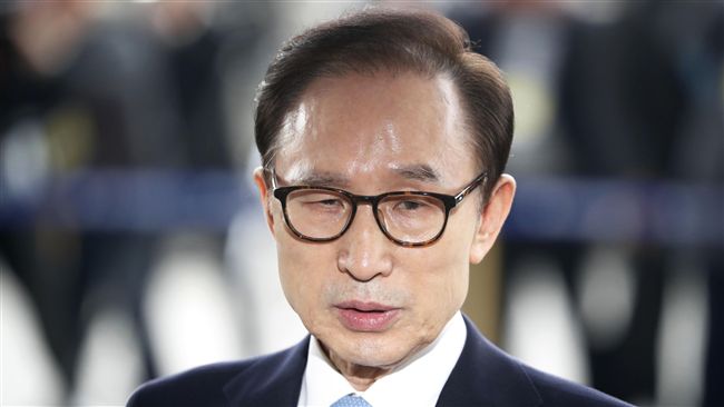 前南韓總統李明博涉貪　羈押獨囚房