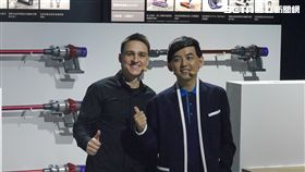 葉立斌攝 Dyson Cyclone V10 黃子佼