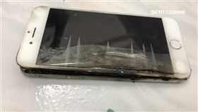 充電小心爆！手遊耗電大　邊充邊玩最危險