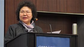 陳菊談兩岸  有擔心嘆可惜高雄市長陳菊20日表示，她擔心兩岸關係現階段不溝通、不往來，覺得可惜。然而，善意應是雙向的，期盼兩岸能更和解，在溝通交流下，異中求同。中央社記者鄭崇生華盛頓攝  107年3月21日