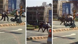 一秒變浩克！男疑不服取締當街揍警