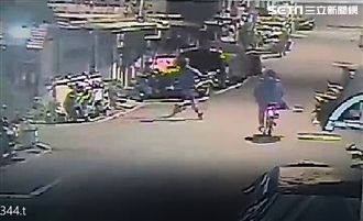 監視器曝光！警追毒警官跑500公尺