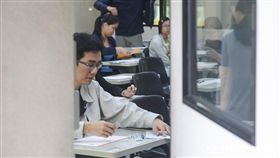 台電7月招考，2萬考生應考，-國家考試-考場-國考-公職- 圖／記者林敬旻攝