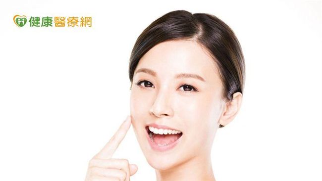 新素顏白亮美肌崛起！隨身自備曝光肌