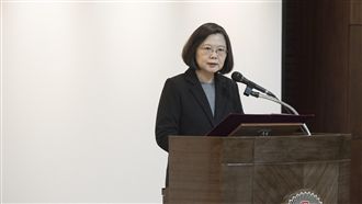 總統財產曝光！持股兩企業還當包租婆