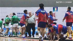 大笨牛拔河隊 粉專