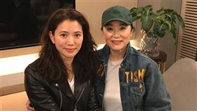 ▲26年後袁詠儀再度同框林青霞。（圖／翻攝自IG）