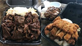 美國size就是大！買個日常便當　網友無言：整個滿出來
圖／翻攝自PTT
https://www.ptt.cc/bbs/Gossiping/M.1521799734.A.916.html