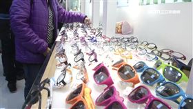 全國首創！贈送1萬6624位長輩老花眼鏡。