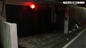 高雄,車禍,交通分隊,左營,自摔,警員,騎車(圖/翻攝畫面)