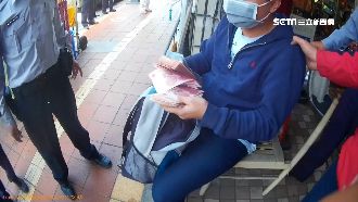 巧！警開治安大會　4百公尺外逮車手