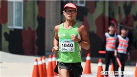 ▲馬祖北竿硬地超級馬拉松，電腦工程師「富哥」許進富。（圖／記者蔡宜瑾攝影）