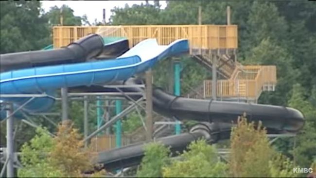 男童斷頭身亡　世界最高滑水道超致命