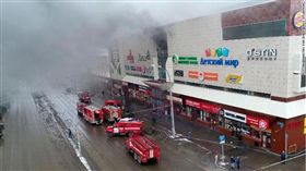 西伯利亞購物中心大火 圖／翻攝自CNN