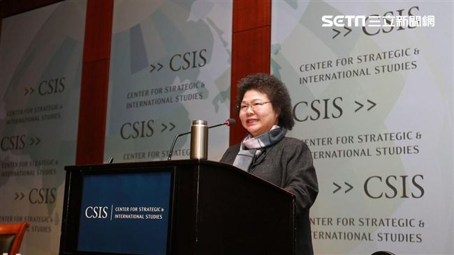 陳菊結束訪美返國　即與蔡英文會面