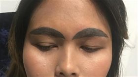 泰國,紋繡,眉毛,紋眉,貪小便宜,雷射／Vilailak Nan Sundantom臉書