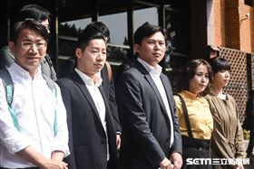 時代力量占凱道，台北地檢署傳黃國昌等五立委到案。 圖／記者林敬旻攝