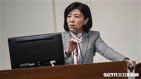 國民黨立委王育敏就農田水利會改官派一事於經濟委員會質詢。 圖／記者林敬旻攝