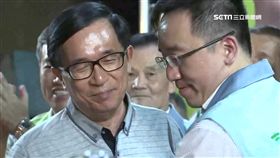 陳水扁為兒子陳致中初選站台，違反中監保外就醫規定。