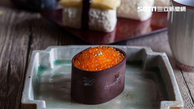 食玩系甜點　蛋糕變身鮭魚卵壽司