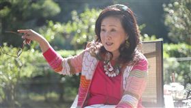 李文鼓勵性侵受害者挺身而出作家李敖長女李文（圖）近日因向媒體重提母親王尚勤前夫曾觸摸、性騷擾她的往事，引起女讀者向她傾訴個人遭性攻擊的經驗，她感慨表示，要發起＃MeTooTaiwan行動，陪伴並協助性侵受害人，挺身而出。中央社記者徐肇昌攝　107年3月24日　